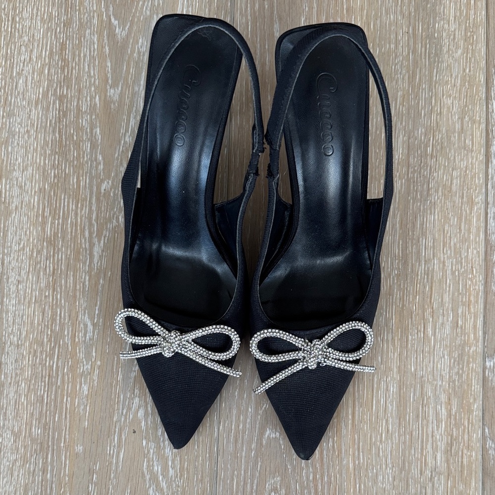 Cuccoo Black Pointed Heels with Crystal Bow